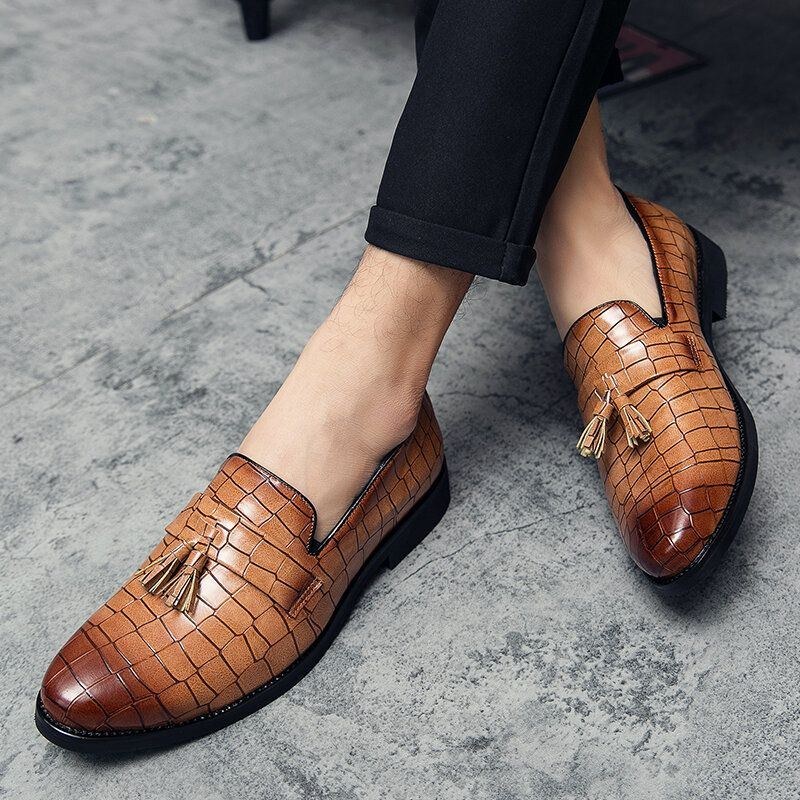 Herr Läder Andas Mjuk Sula Retro Crocodile Grain Slip On Casual Skor